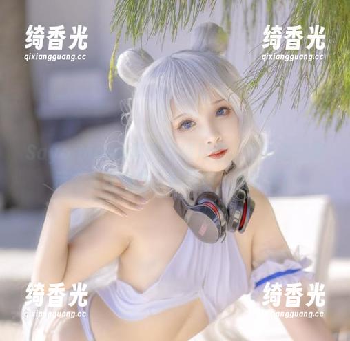 Sayo Momo Sayo Momo再次打破尺度,最新原图展示内衣版龙卷,她敢穿,我敢看!